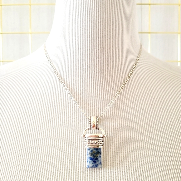 Roman Blue Wrapped Silver Tone Pendant - Picture 2 of 7